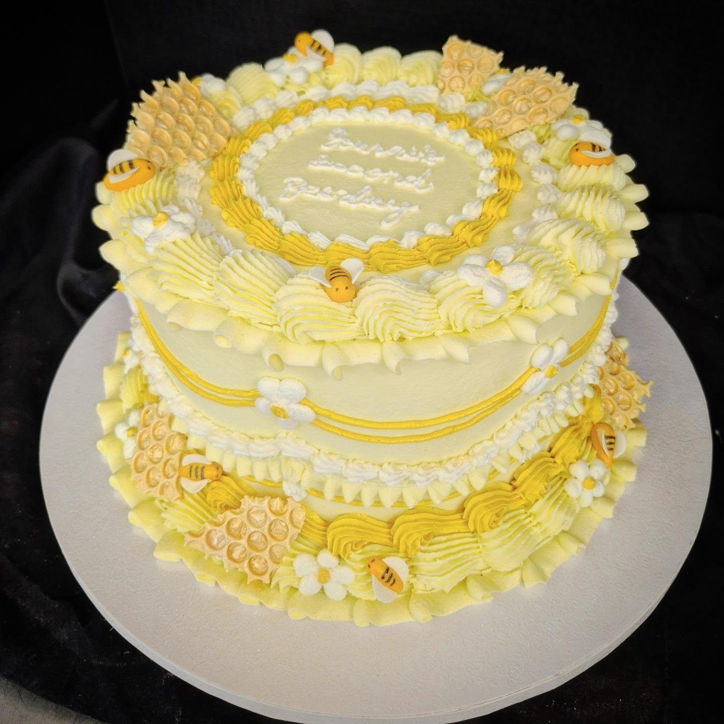 Yellow bee-themed buttercream cake by Cake Me to Paradise
